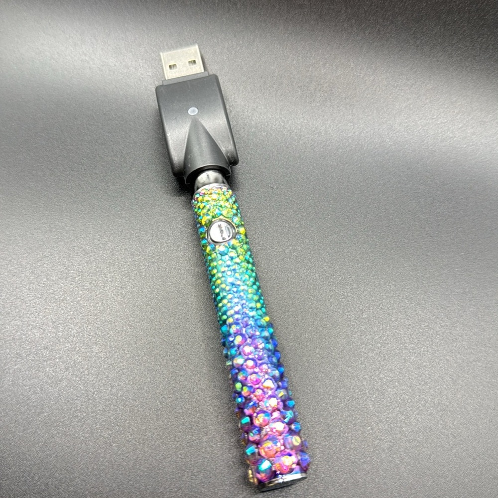 Colorful Rhinestone 510 Threaded Battery - Picture 6 of 7